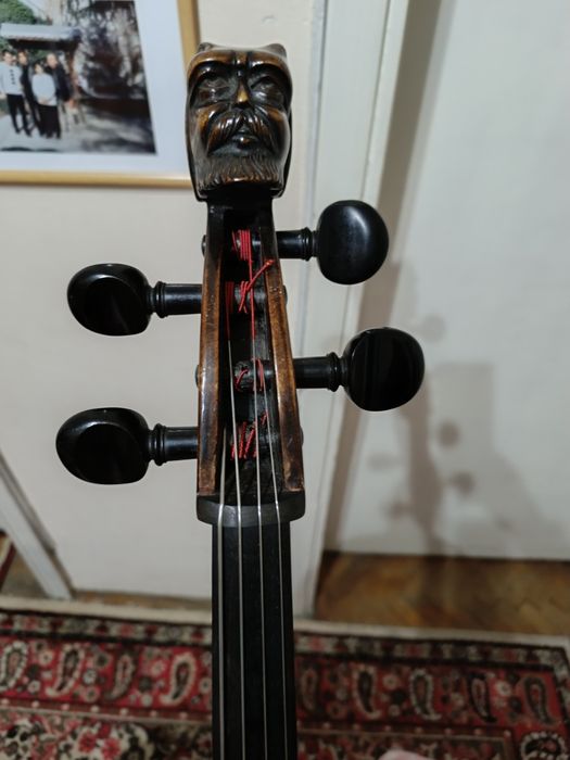 Виолончело ,Щайнер