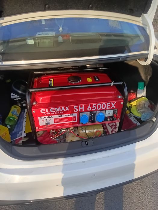 Бензиновый генератор