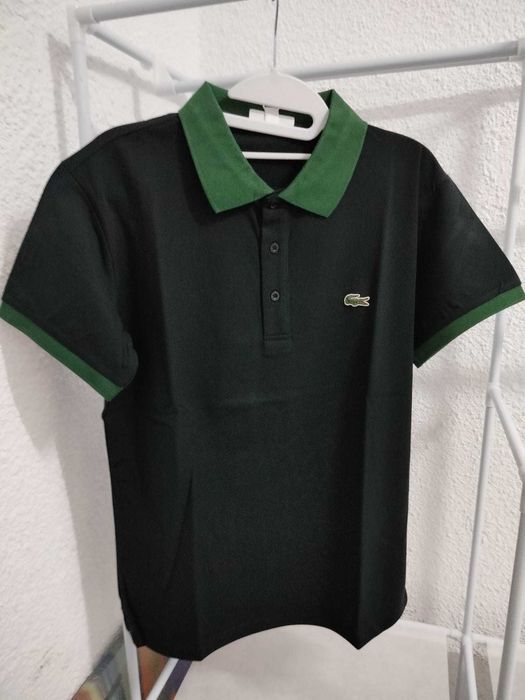 Tricou polo Lacoste negru marimea M si L