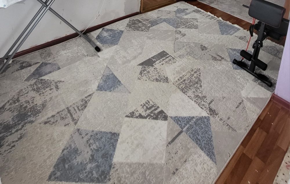 КОВРЫ 2/3  в хорошем состоянии