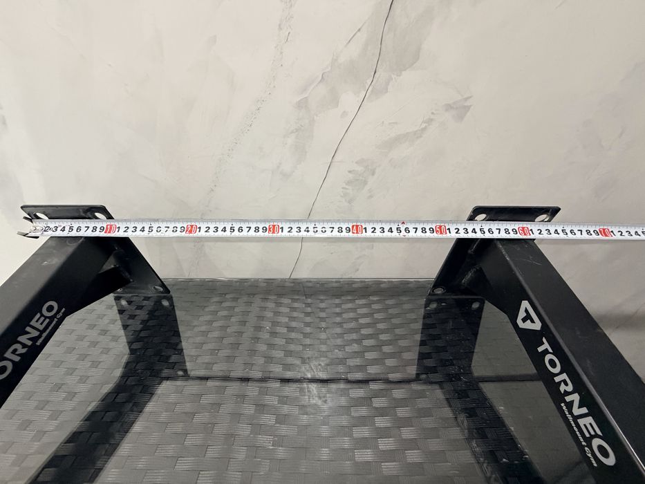 Турник настенный Torneo