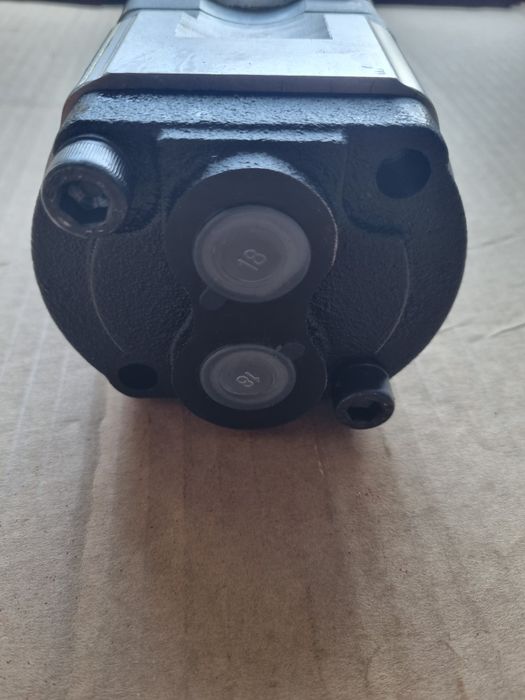Pompa hidraulica dubla Case International