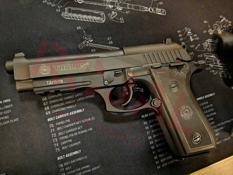 Pistol FULL METAL - Model Nou!! Cu MODIFICARE !! Airsoft Aer Comprimat