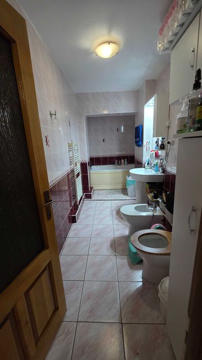 Vand apartament 3 CAMERE 100 MP ,Cartier Marasti