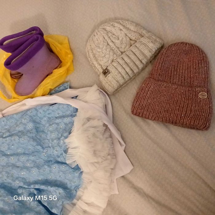 Детские вещи отдам даром