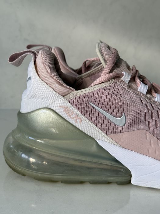 Маратонки Nike Air Max 270