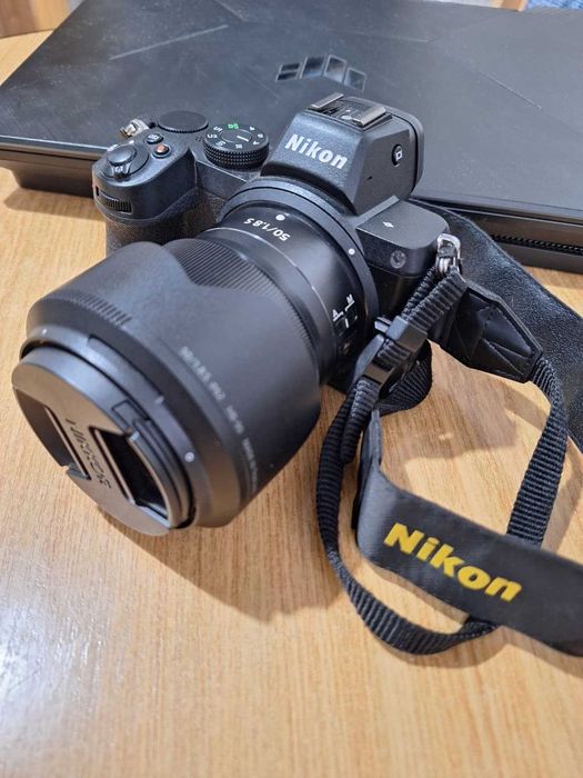 Vand Nikon Z5 ,mirrorless full-frame + obiectiv Nikon 50 mm Z 1.8 S. Obiectivul este in garantie.