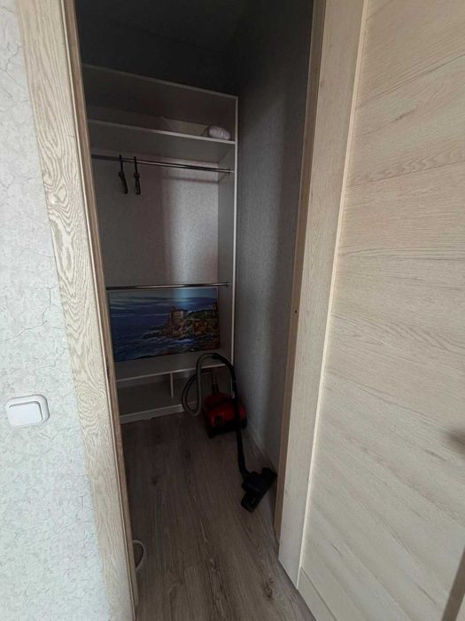 Продам 2х-ком квартиру в новом районе