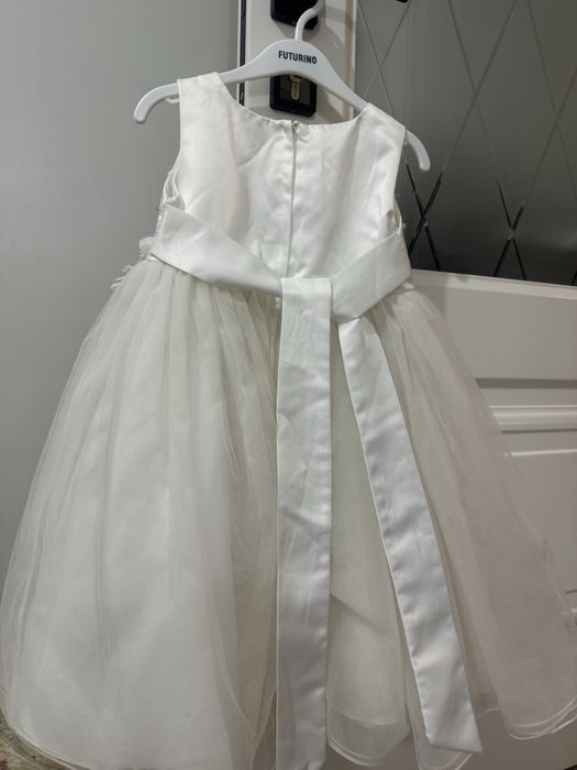 Нарядное пышное детское платье