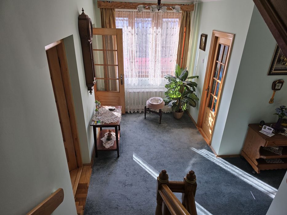 Casa  cărămidă D+P+E+M 356 m2, bucătărie de vara 58m2, teren 385 m2