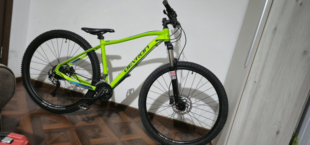 Vand bicicleta Hidraulica MTB Devron Riddle  pe 29