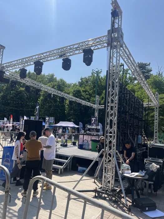 LED ekran, ishlaydigan chizia, media fasad olinda adashmang