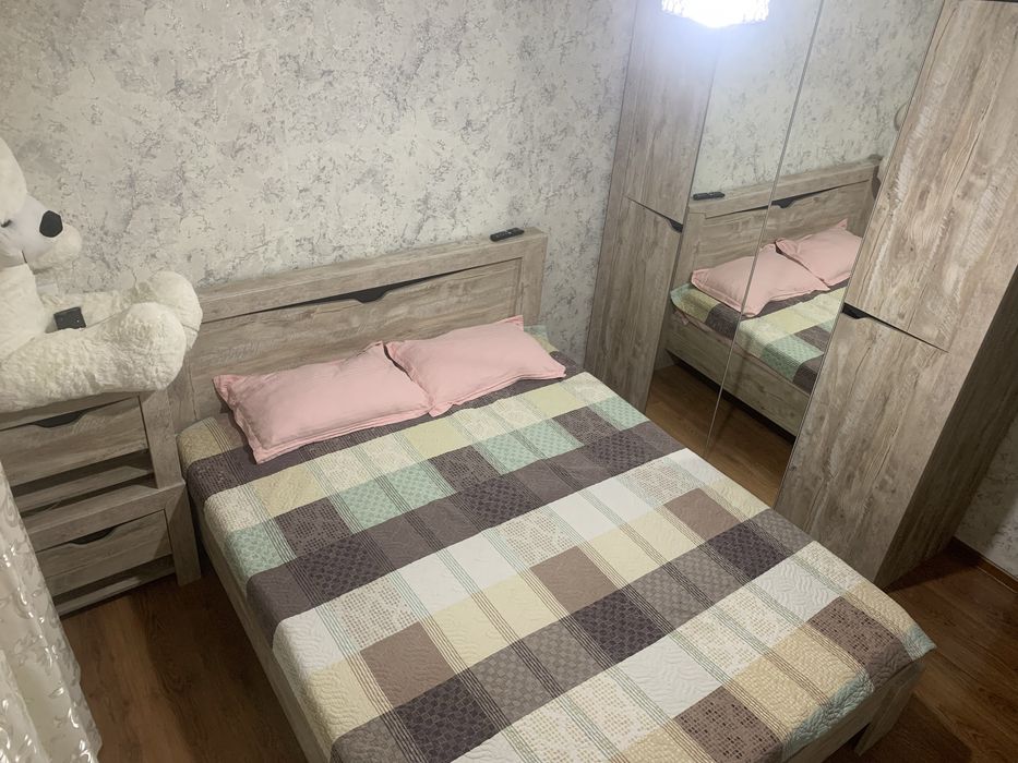Спальный гарнитур Срочно