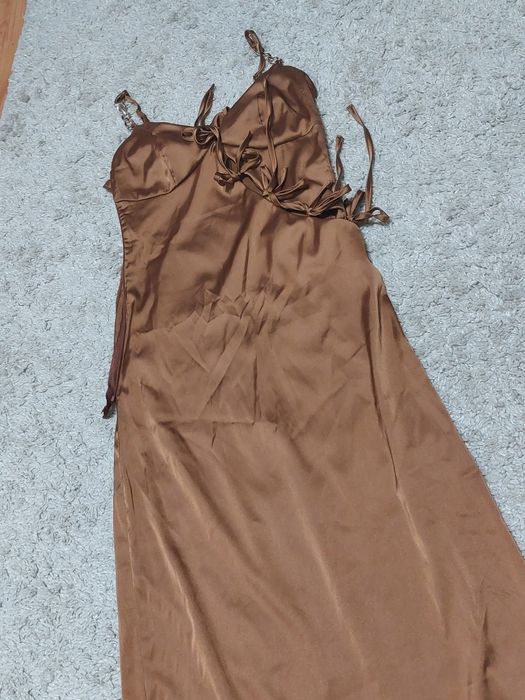 Rochie lungă din satin