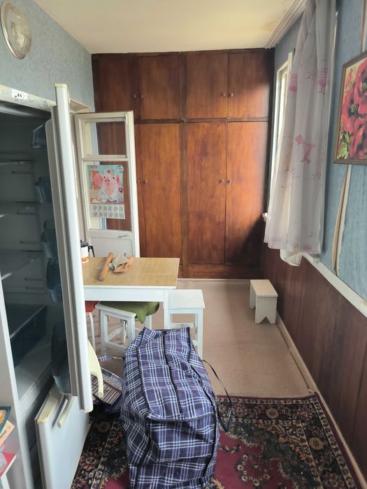 Продается 3 ком квартира Risoviy bozor oldida 3 xona kvartira sotiladi