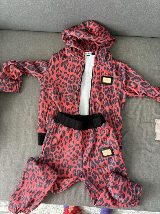 Продам вещи на 7-8 лет