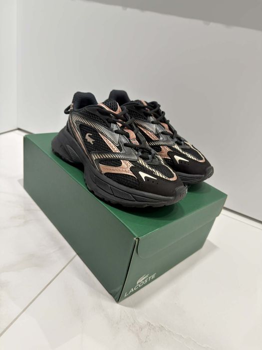 Маратонки Lacoste