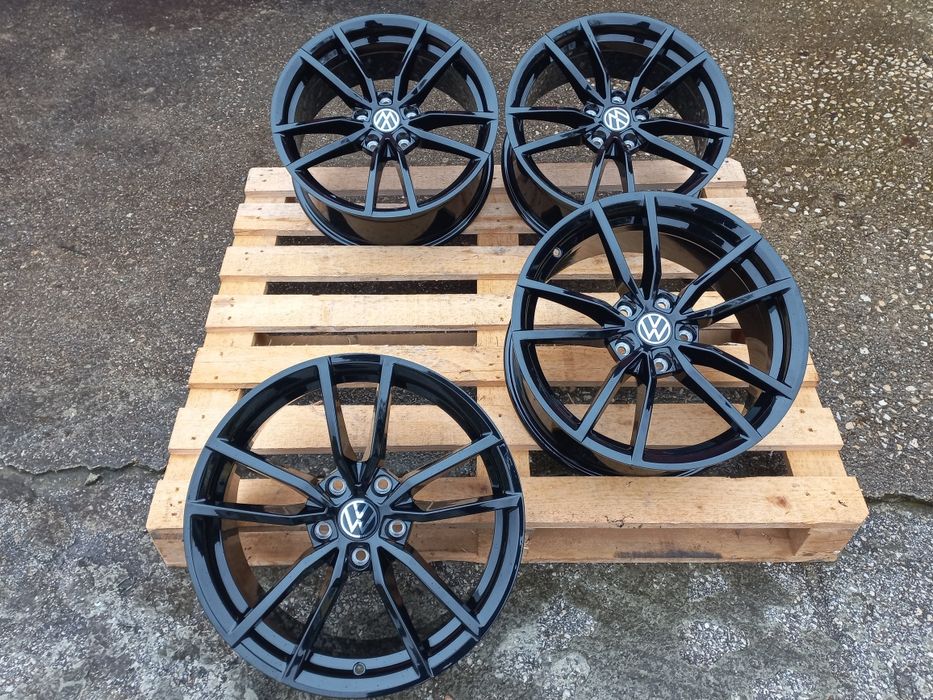 17 Vw Golf Gti R Passat Jetta 7.5j et40 Poteria Black Polis Чисто Нови