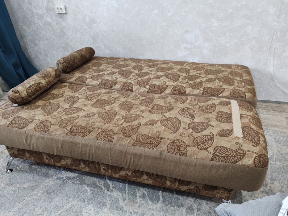 Продам крепкий надёжный диван