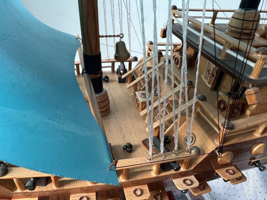 Корабль ручной работы