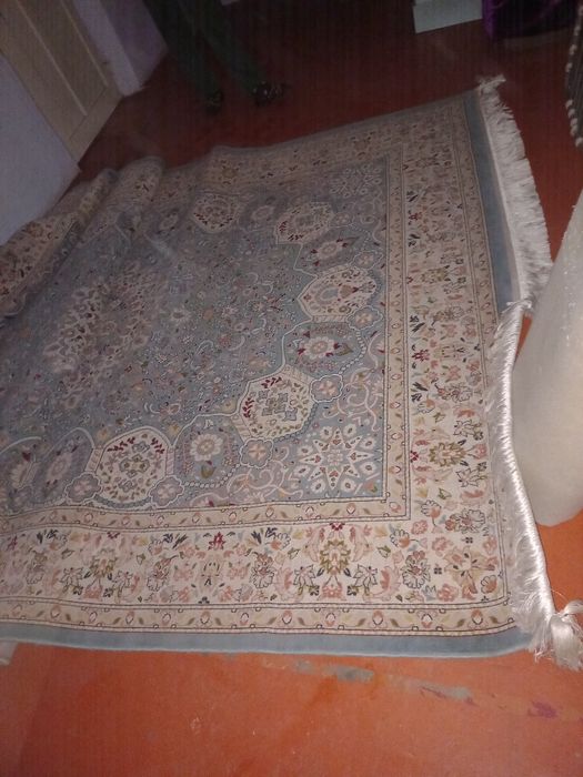 Ұзын жаңа кілем алып үлгеріңіз