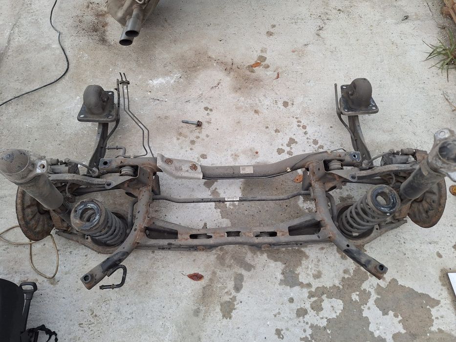 Punte spate completa Vw Golf 7 break, 5q0505315H