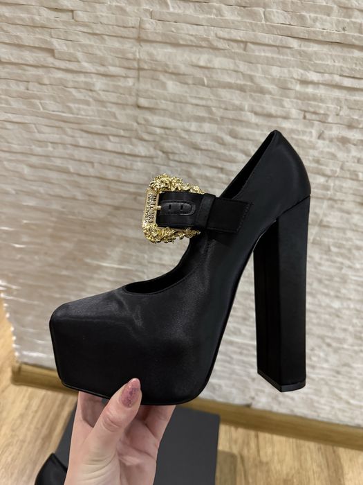 УНИКАЛНИ Versace Jeans Couture, 100% Оригинал, 38 номер