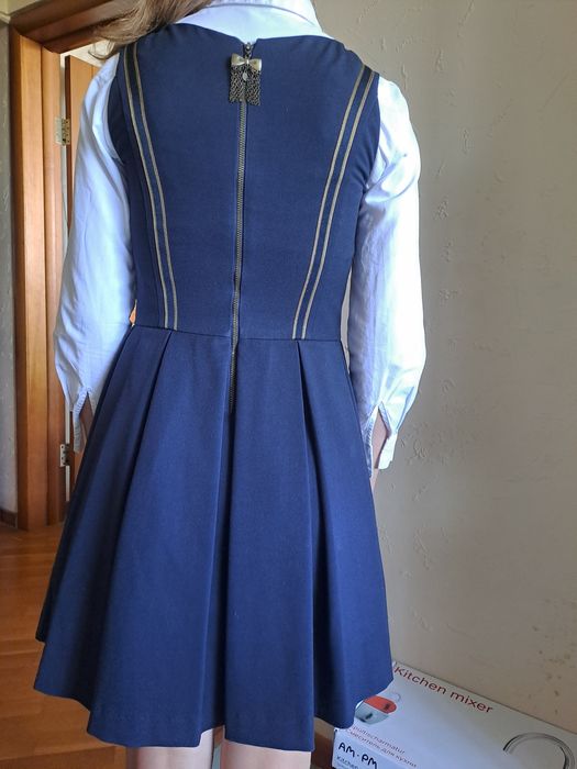 Школьная форма (сарафан) для девочки 146см темно-синяя премиум бренд