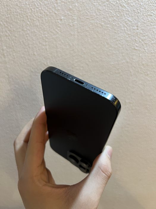 iPhone 16 Pro Max Black Titanium 256GB !