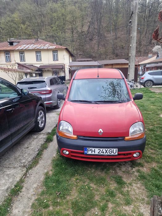 RENAULT KANGOO - pret usor negociabil la fata locului