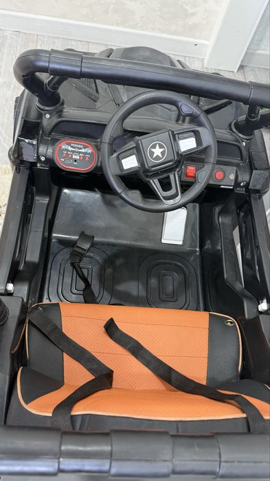 Детский электромобиль