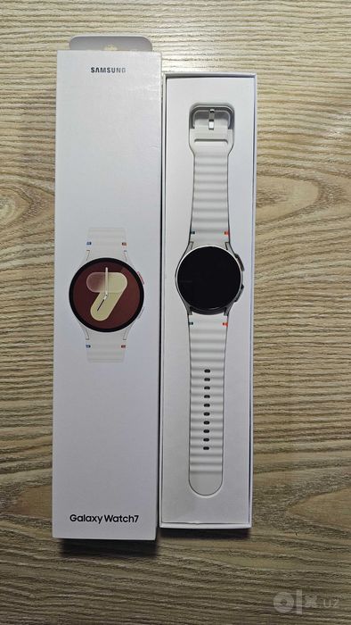 Часы Galaxy watch 7