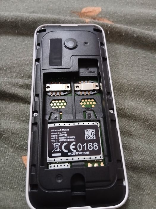 Telefon Nokia produs nou ne folosit