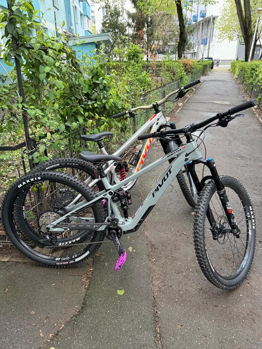 Bicicleta Pivot shuttle 29sl