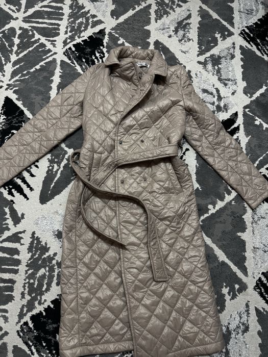 Плащ женский светлый