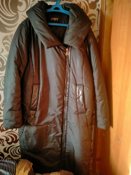 Продам куртку весна осень