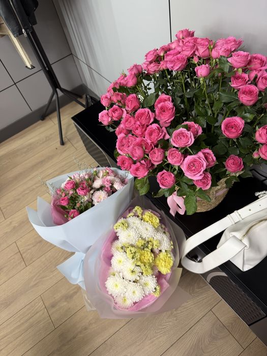 Цветы с корзиной, букет