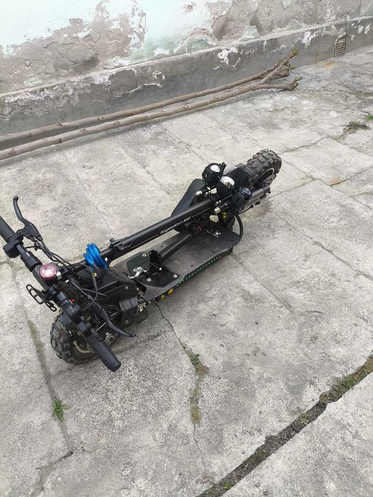 Электросамокат. Kugoo m5