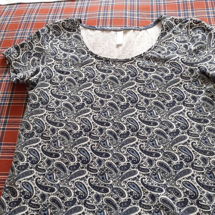 Блузка  женская  .