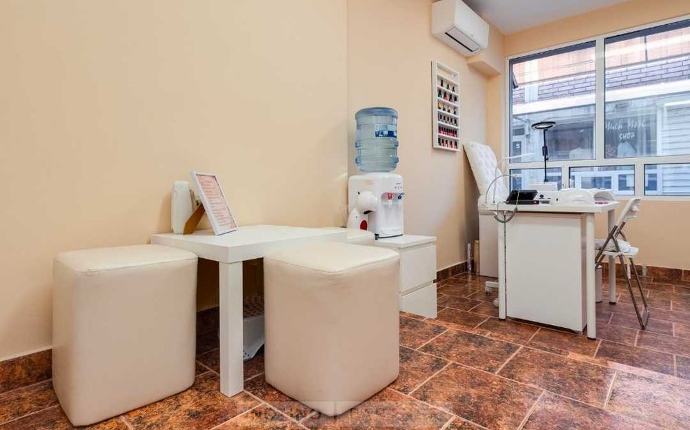 Оборудване за салон