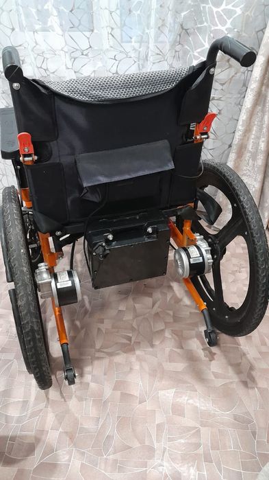 Продам инвалидное кресло с электроприводом
