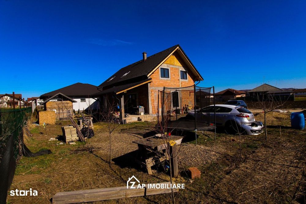 Casă 6 camere –195 mp utili –  P+M  Nazna – teren 644 mp