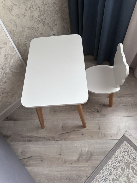 Детский комплект стол и стул