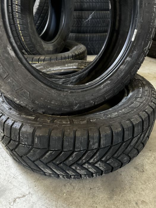 215 60 17c michelin agilis 2 bucati
