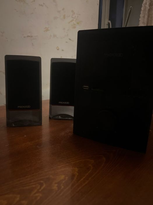 Срочно продам колонки microlab