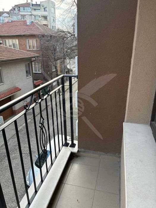 Дава се под наем Двустаен апартамент в Пловдив, Мараша - 75 кв.м за 548.25 € - Снимка #1