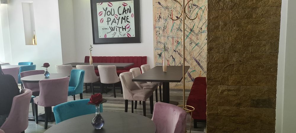 Canapele ,scaune, mese pentru restaurant, cafenele, HORECA, bistro