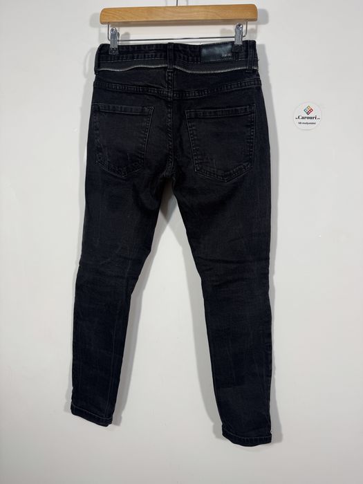 Blugi Mike Amiri marimea 29 M dama