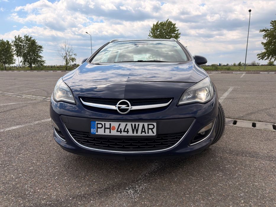 OPEL Astra 2013 — imagine 1