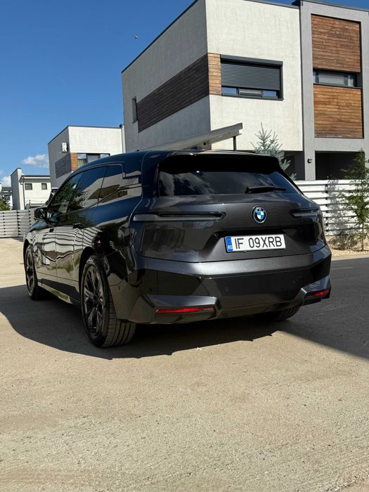 BMW iX 2022 — imagine 3